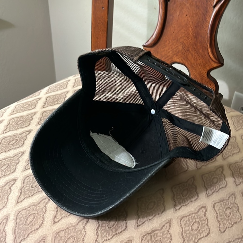 Cabelas snap back hat - Picture 3 of 3